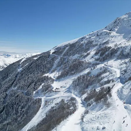 6 Pers. Montagnes Pyrenees Pla D'adet Saint-Lary-Soulan